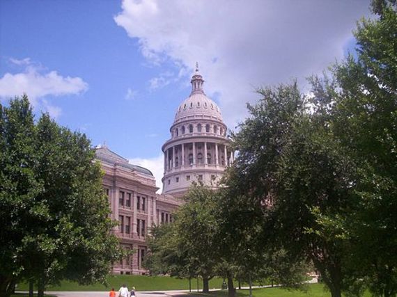 2015-06-17-1434565294-4056621-2nd_Perspective_of_Texas_Capitol.jpg