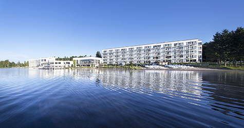 2015-06-23-1435021744-2783922-Esterelete_hotel_vu_lac_5x7_72dpi.jpg