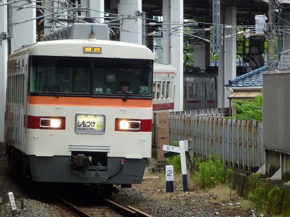 2015-06-23-1435066455-9103081-20150623kishida7.jpg