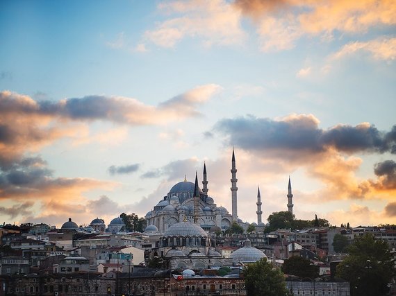 2015-06-23-1435076565-5167371-5556f1e099eba149914c7f38f_istanbulturkeycrgetty.jpg