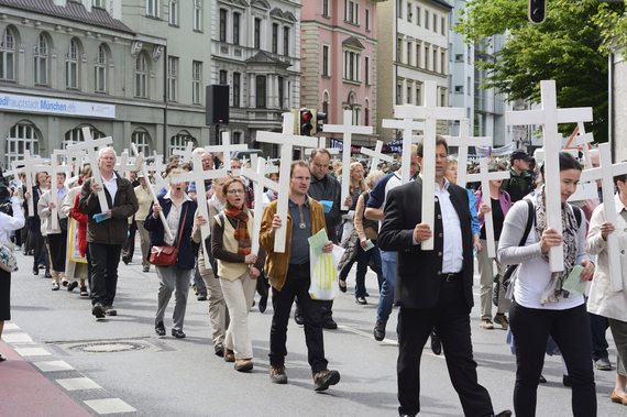 2015-06-30-1435624625-4337964-Christianprotesters.iStock.jpg