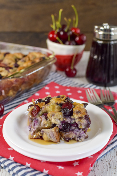 2015-07-03-1435936636-4299799-CherryBlueberryFrenchToastBakePic.jpg