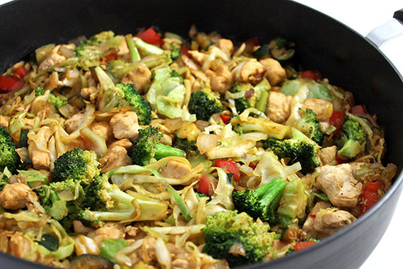 2015-07-09-1436458422-4912405-chickenstirfry.jpg