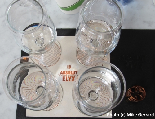 2015-07-16-1437045864-2465595-Absolut_Elyx_Blind_Vodka_Tasting_2.jpg