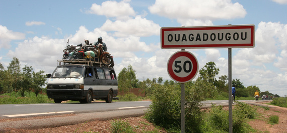 2015-07-19-1437319324-8736280-Ouagadougou_road.jpg