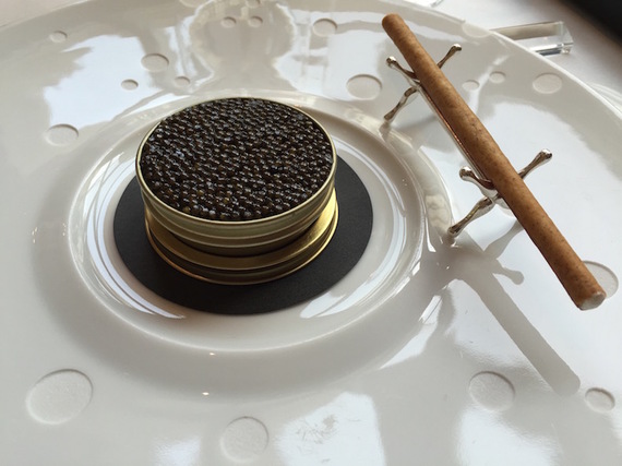 2015-07-20-1437399198-6233384-PARISBRISTIOLCAVIAR.jpg