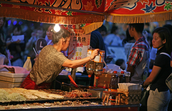 2015-07-21-1437473022-2496390-AwaOdori10.jpg