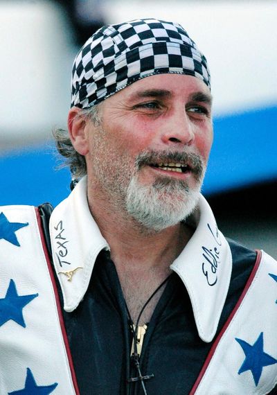 2015-07-21-1437497527-4212029-RobbieKnievel2.jpg