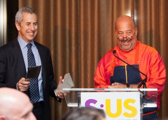 2015-07-27-1438036533-7207457-mini1_AndrewZimmern_DannyMeyer_ServicesfortheUnderserved.jpg