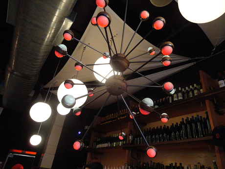 2015-08-02-1438559218-4931365-AmlieWineBarLuminaires.jpg
