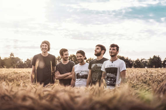 2015-08-15-1439672553-7744466-IdleClass_2015_Bandfoto1_Copyright_FabianHoffmann_LowRes.jpg