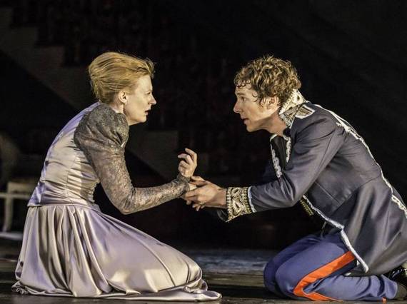 2015-08-20-1440089697-868394-CumberbatchHamlet2.jpg