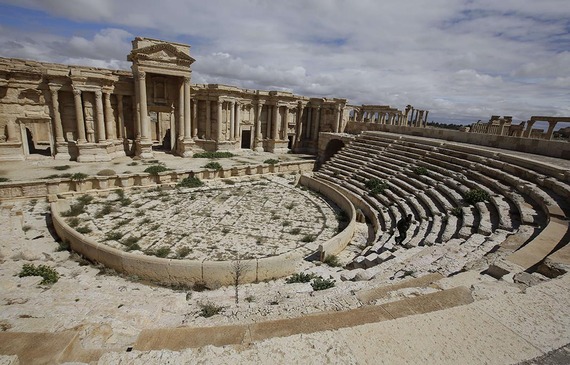 2015-08-24-1440452350-1733544-romantheaterinpalmyra.jpg