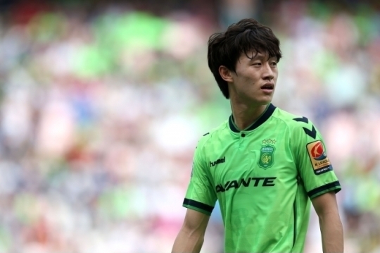 2015-08-27-1440642380-9091303-leejaeseongkleague.jpg
