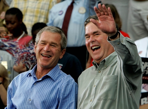 2015-08-29-1440843888-3354963-formerpresidentgeorgewbushhisbrotherjebbush2016presidentialcandidate.jpg