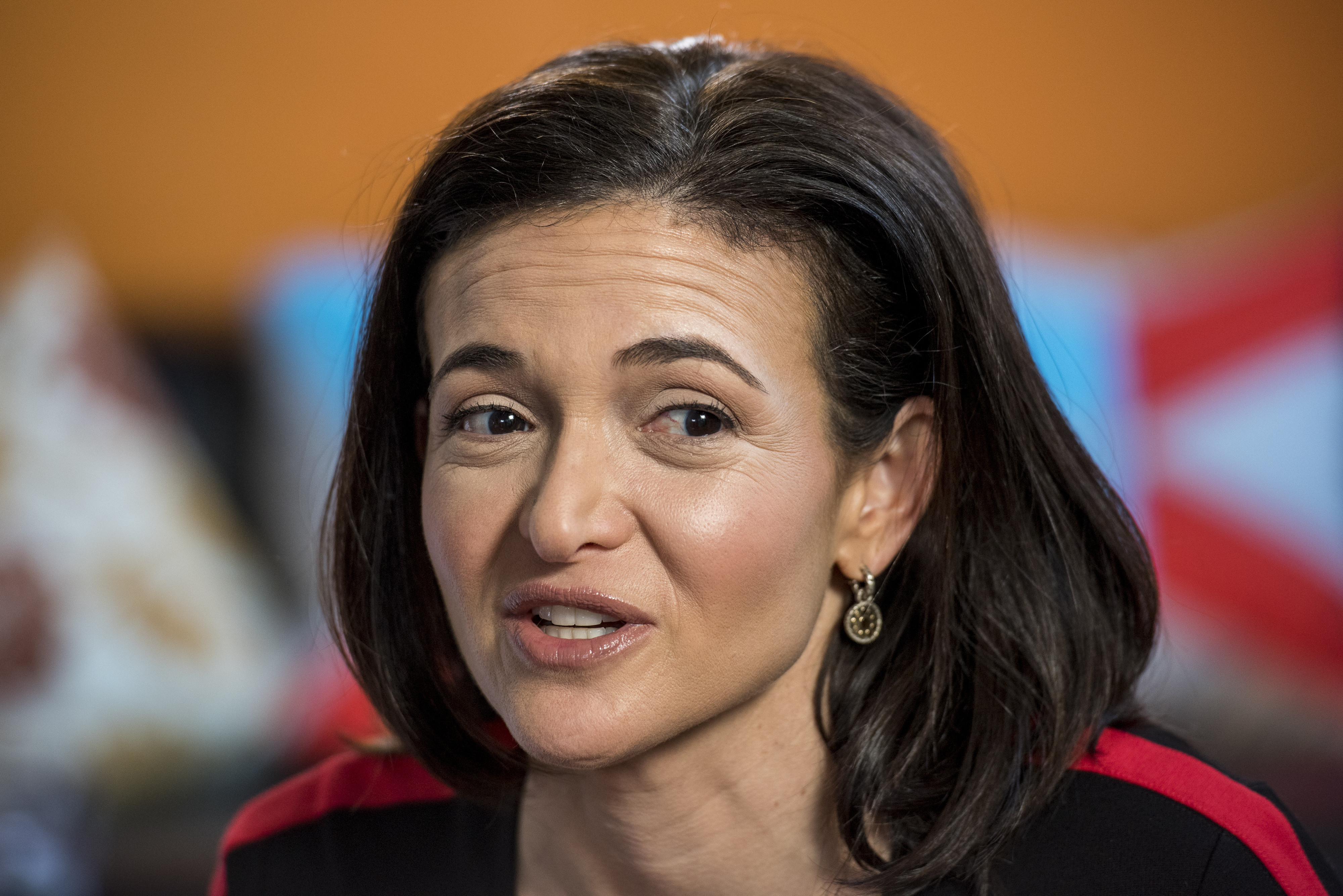 2015-09-03-1441314428-4193362-SHERYLSANDBERG_original.jpg