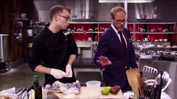 2015-09-06-1441562190-6857249-AltonBrown.jpg