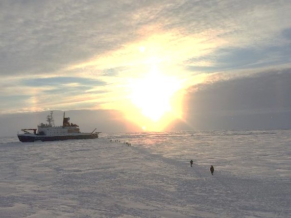 2015-09-16-1442411019-7418751-polarstern.jpg