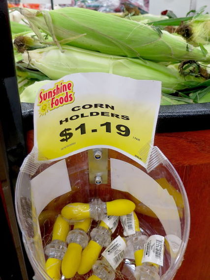 2015-09-22-1442936325-9155327-cornholders.JPG