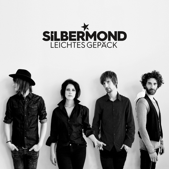 2015-09-25-1443185782-3012006-Silbermond_LeichtesGepaeck.png