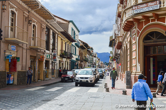 2015-10-07-1444215821-3332508-CuencaEcuador.jpg