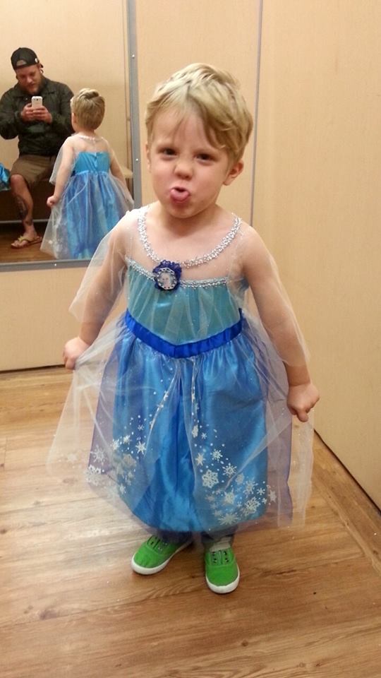 Why Boys In Princess Dresses Go Viral, And Girls Dressed As Men Don't |  HuffPost News