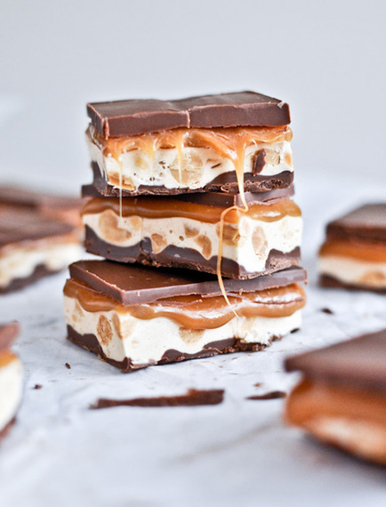2015-10-11-1444586312-5494541-homemade_candy_snickers.jpg