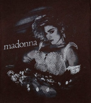 2015-10-15-1444870566-9291624-madonnashirt.jpg