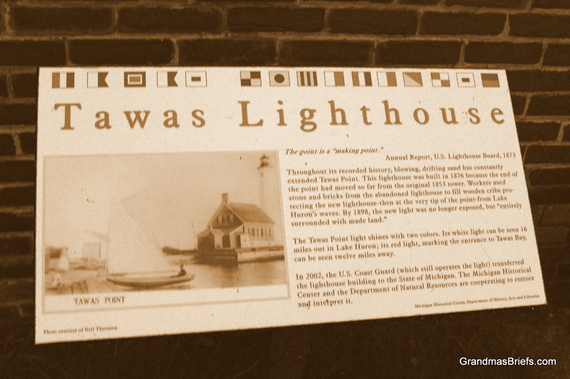 2015-10-26-1445895525-5998782-TawasLighthousemarker.jpg