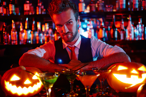 2015-10-30-1446179305-2195834-bigstockBartenderofHalloweennightl99720632.jpg