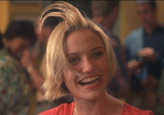 2015-11-18-1447866907-4169233-CameronDiazinTheresSomethingAboutMarycamerondiaz129363171053592640x450.jpg