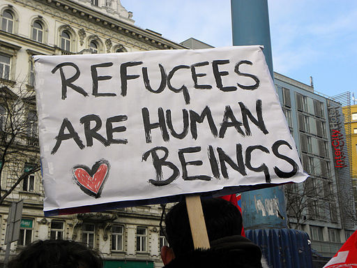 2015-11-20-1447997064-7014269-20130216__Wien__Demo_Gleiche_Rechte_fr_alle_RefugeeSolidarittsdemo__Refugees_are_human_beings.jpg