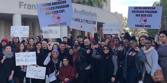 2015-11-22-1448231682-6578241-UNLVstudentprotest.jpg