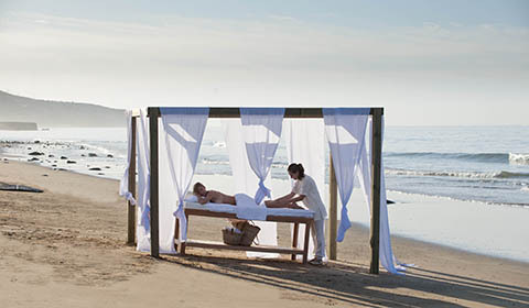 2015-12-01-1448984861-8422032-NaturalBeautyParadisPlage_beachspatreatment.jpg