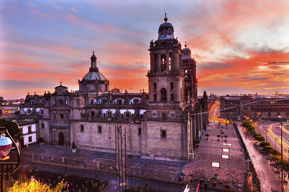 2015-12-04-1449261147-9359721-Mexico_City_Sunset_800px.jpg