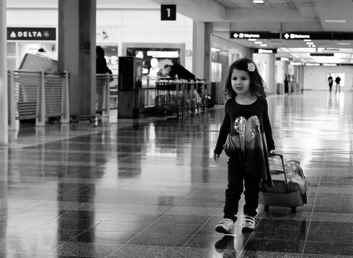 2015-12-09-1449632512-607282-2365SarahinairportonwaybackfromMN.jpg