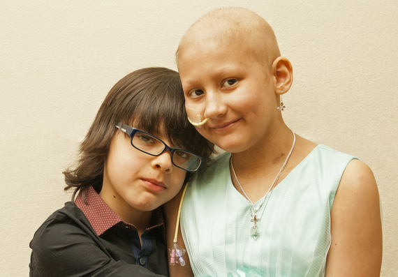 2015-12-09-1449675621-7303079-naomiandoscar1.jpg