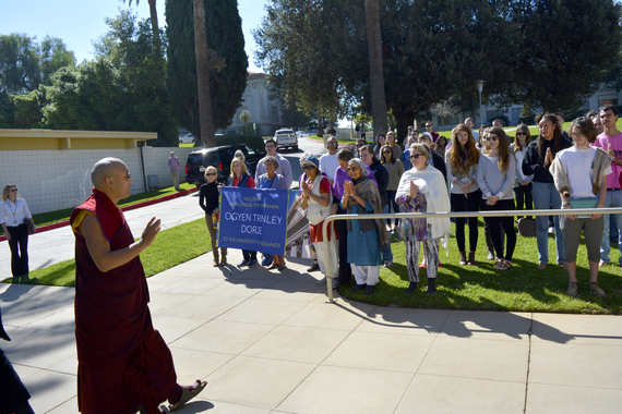 2015-12-10-1449774222-5875093-RS22110_032_Karmapa__DSC0229r1.jpg