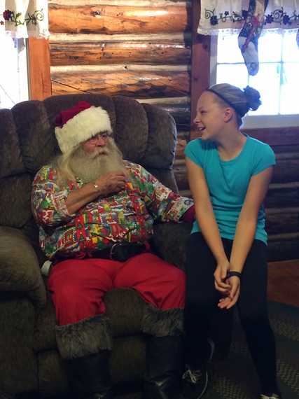 2015-12-22-1450756263-6924137-SantaPic.JPG