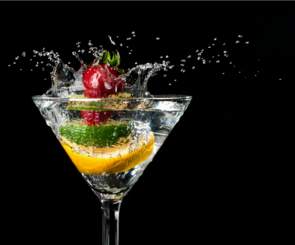 2015-12-23-1450890172-5584222-Cocktail.png