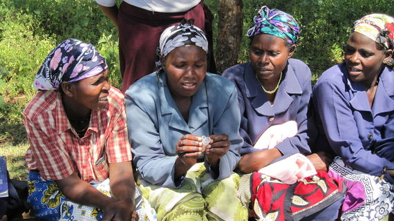 2016-01-06-1452059498-4346424-Women_in_Meru_Kenya_examining_Menstrual_Cups_5926104507.jpg