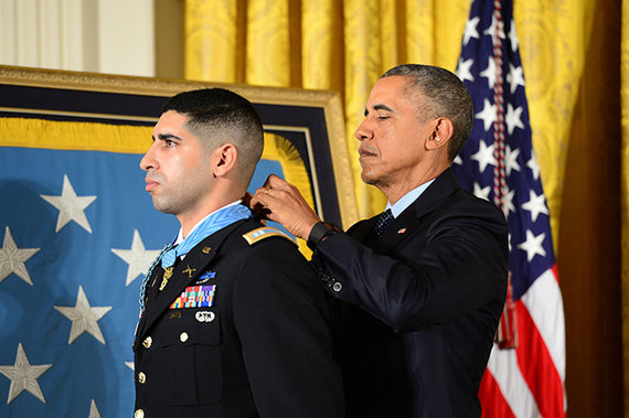 2016-01-08-1452264859-5650849-MedalofhonorGroberg.jpg