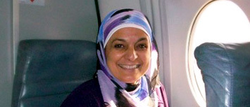 2016-01-10-1452435033-848371-rosehamid1_360.jpg
