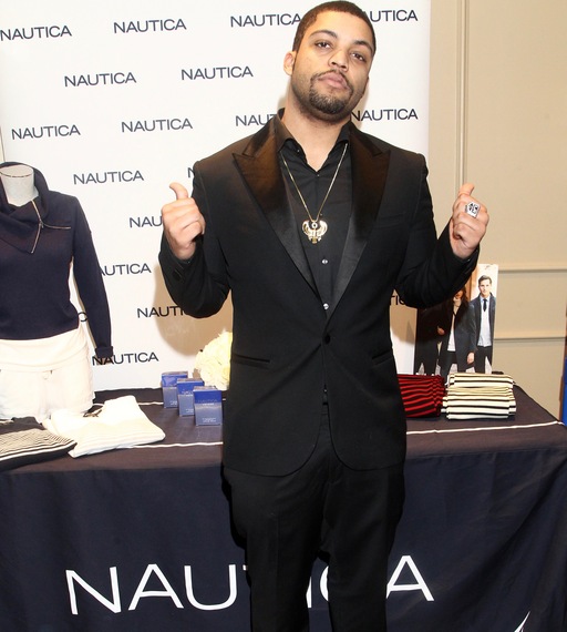 2016-01-10-1452456104-4968208-OSheaJacksonJr.NAUTICA.jpg