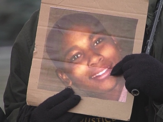 2016-01-14-1452746486-7197386-Tamir_Rice_505a_hit___Family_statement___2295560000_9962878_ver1.0_640_480.jpg