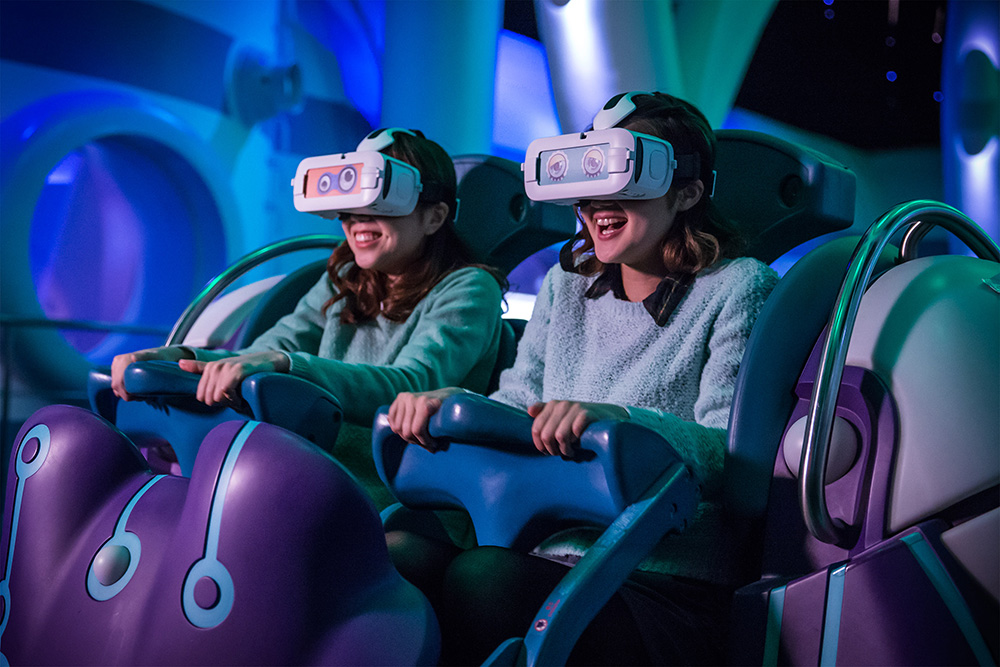 Vr riding. Dubai VR горка. 3 D VR Дубайские развлечение. Disney VR Floor. Pretzel Rides VR игра.