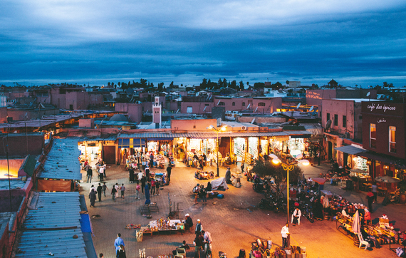 2016-01-21-1453337966-513313-Spot_Marrakech_Spice_Market_Crie_Berber.jpg