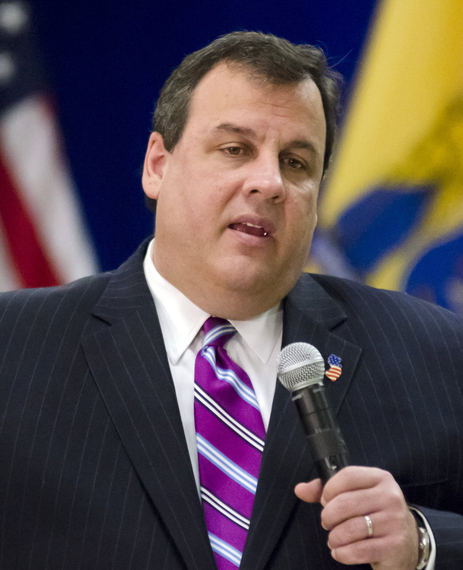 2016-01-23-1453516229-2972059-Chris_Christie_at_townhall.jpg