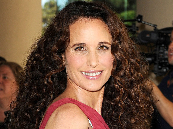 2016-01-25-1453737875-8708803-andiemacdowell800.jpg