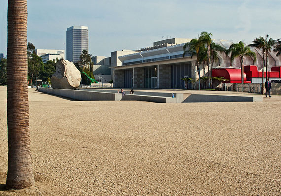 2016-02-04-1454615317-1035984-1024pxThe_Rock_at_LACMA_sharp.jpg